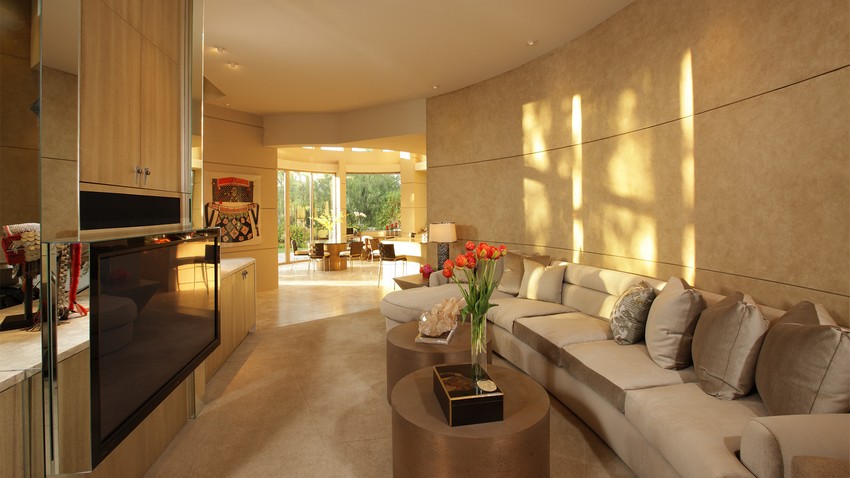 Donna Livingston Entices Your Sophisticated Side
