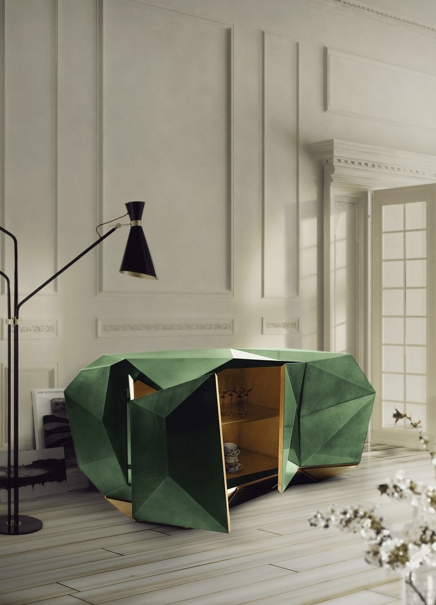 Holographic Avant-Garde: The Sideboards