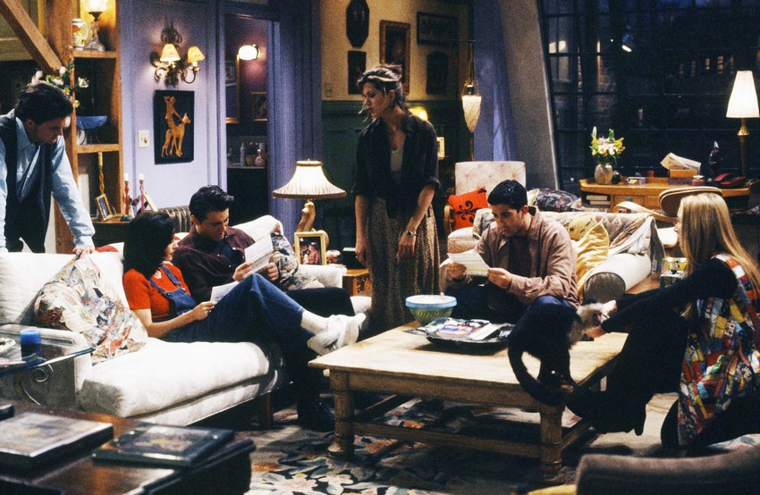 Friends: How To Recreate Manhattan's Most Famous Apartment