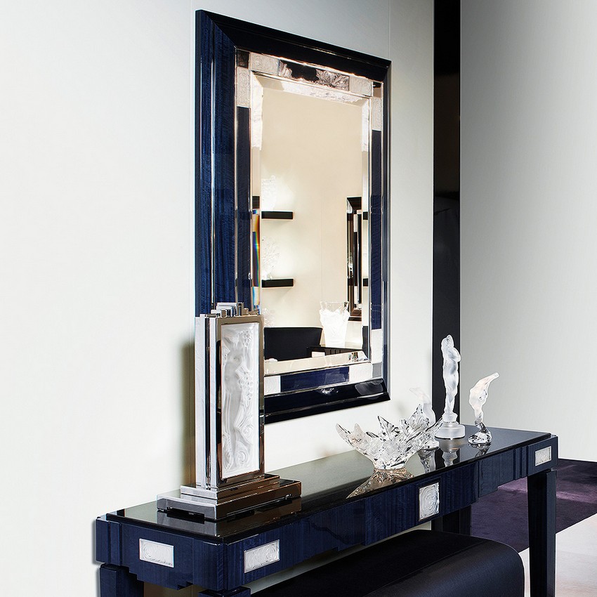 Luxury Mirrors For 2021 That Will Complement Your Interior Design