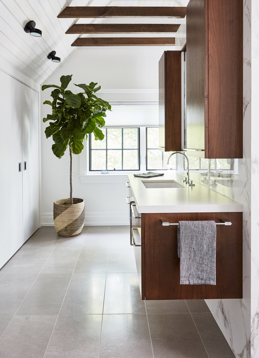 A Sense Of Fresh, Understated Luxury With Laura Stein Interiors