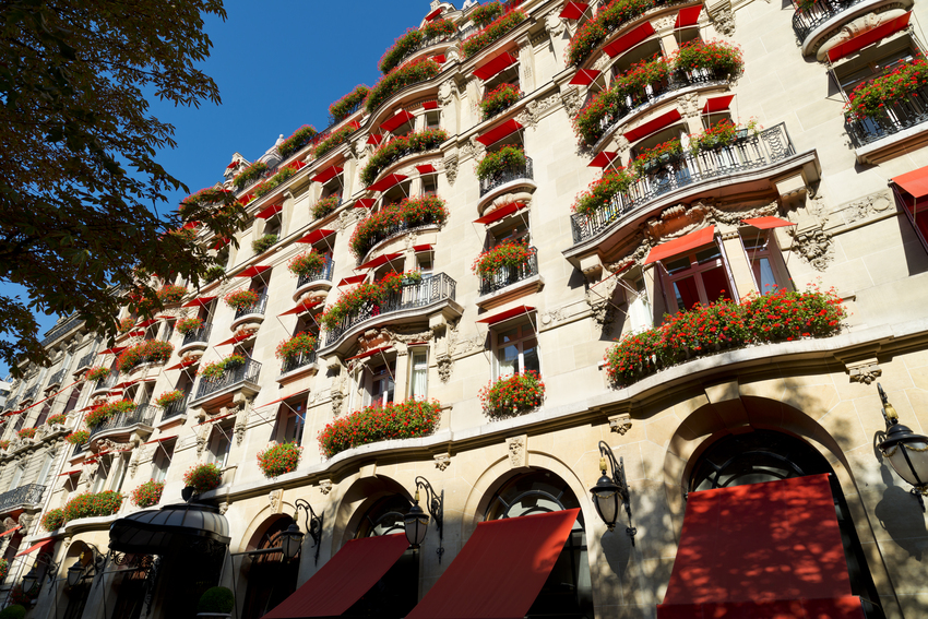 Hôtel Plaza Athénée Paris: Once Upon A Time, The Palace of Tomorrow