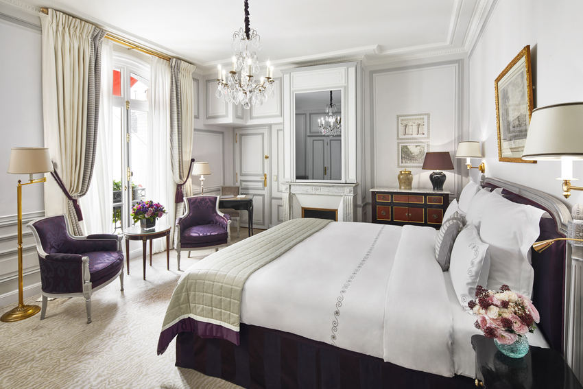 Hôtel Plaza Athénée Paris: Once Upon A Time, The Palace of Tomorrow