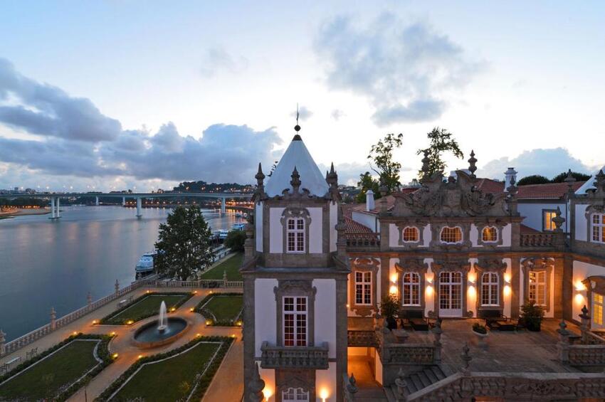 Pestana Palácio do Freixo: Classic Luxury Meets Contemporary Comfort