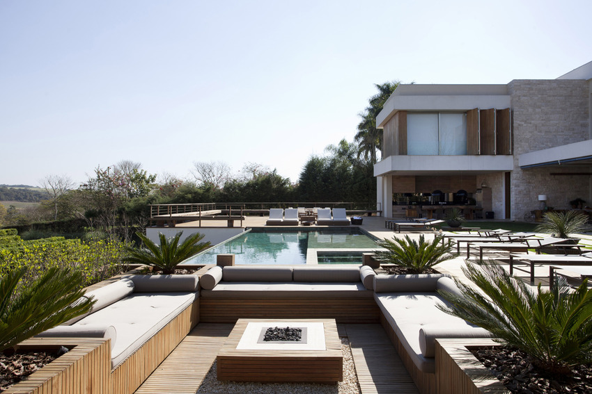 State-of-the-art Quality With Debora Aguiar Arquitetos