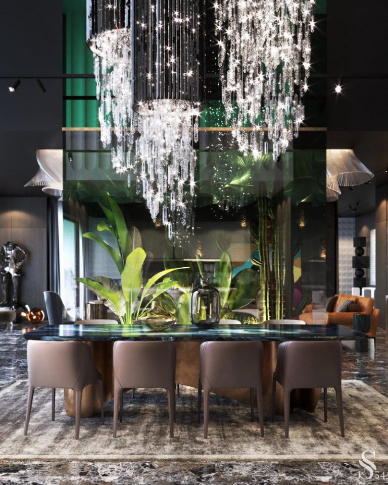 DINING ROOM IN AN EXCLUSIVE LUXURIOUS AMBIANCE