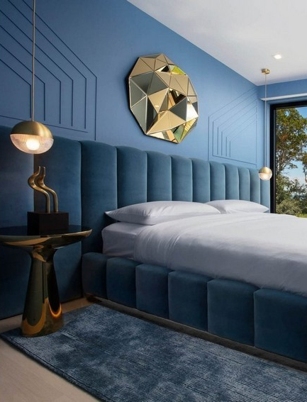 Bedroom Design: A Deep Blue Palette
