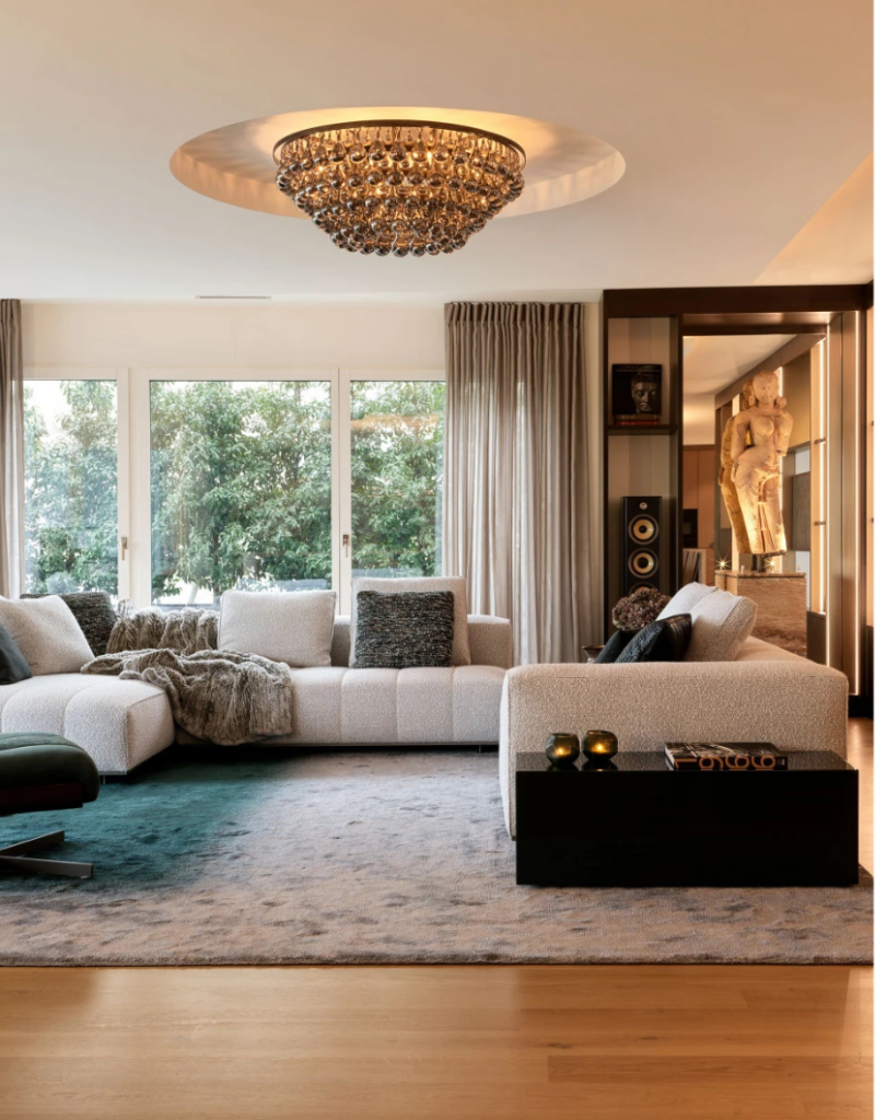 Embracing Opulence: Dark Hues in Russian Dining Rooms | Covet House ...