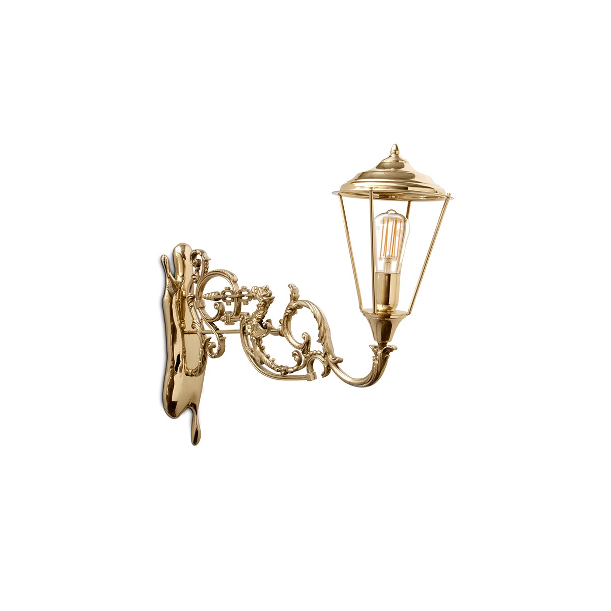 Lumiere Wall Lamp